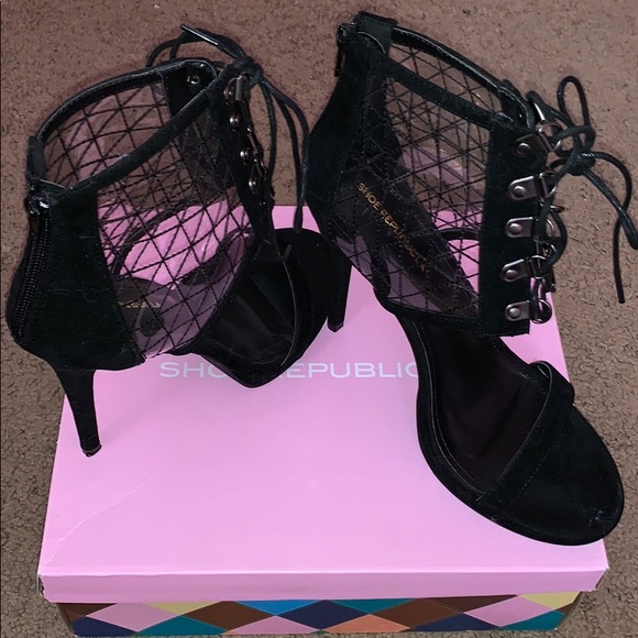 Black suede high heel shoes size 10 (US women) - Picture 4 of 4